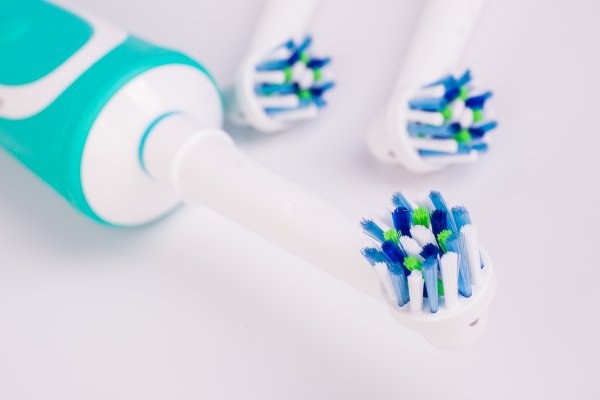 Electric toothbrush heads 